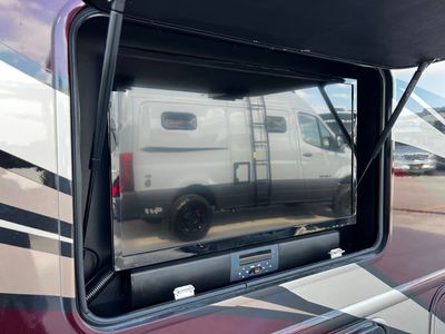 2021 Thor Motor Coach OMNI - Photo 16