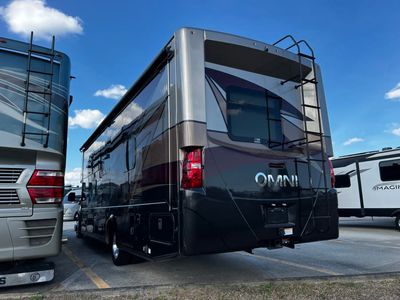 2021 Thor Motor Coach OMNI - Photo 25