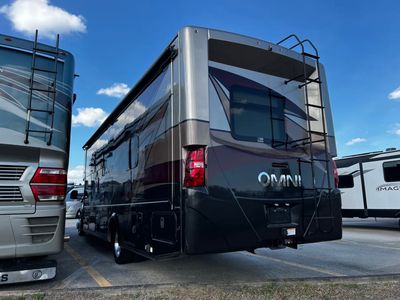 2021 Thor Motor Coach OMNI - Photo 24