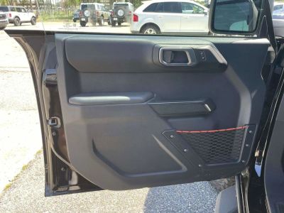 2026 Ford Bronco — photo 15 view
