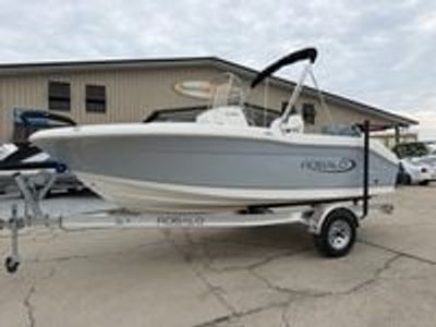 2026 Robalo 180 CC - Photo 1