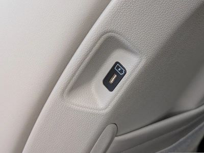 2026 Kia Sorento — photo 19 view