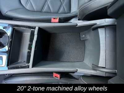 2025 Volkswagen Atlas 2.0T SE W/Technology — photo 22 view