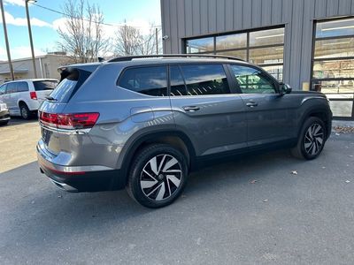2025 Volkswagen Atlas 2.0T SE W/Technology — interior view