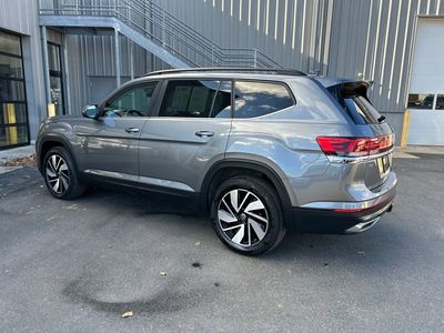 2025 Volkswagen Atlas 2.0T SE W/Technology — engine compartment view