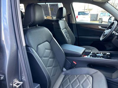 2025 Volkswagen Atlas 2.0T SE W/Technology — photo 32 view