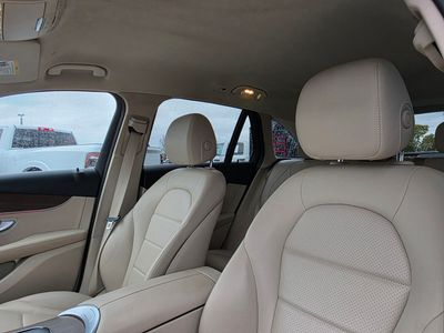 2022 Mercedes-Benz GLC — photo 21 view