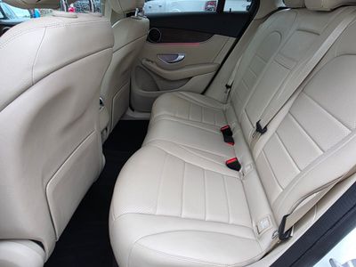 2022 Mercedes-Benz GLC — photo 18 view