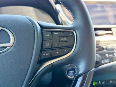 2019 Lexus ES — photo 36 view