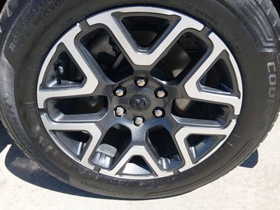 2025 Ram 1500 — photo 10 view