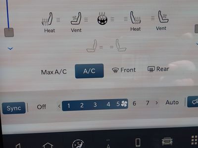 2025 Ram 1500 — photo 19 view