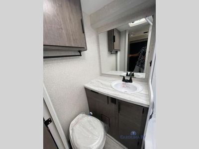 2023 Lance Truck Camper - Photo 9
