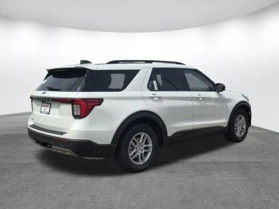2026 Ford Explorer - Photo 3