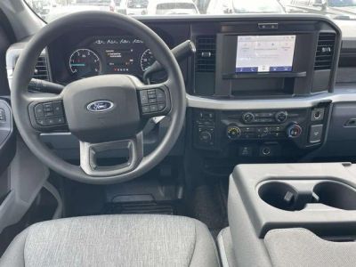 2026 Ford F-450SD - Photo 10