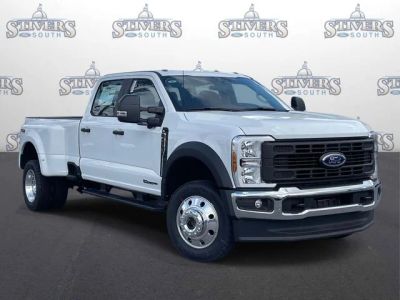 2026 Ford F-450SD - Photo 1