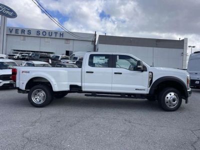 2026 Ford F-450SD - Photo 2