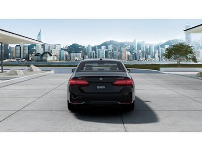 2026 BMW i5 - Photo 5