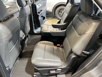 2026 Ford Explorer - Photo 18