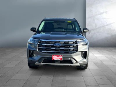 2026 Ford Explorer - Photo 2