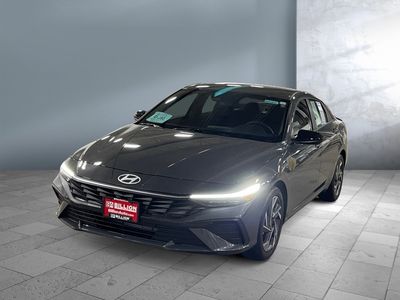 2025 Hyundai Elantra — side profile view