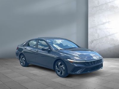 2025 Hyundai Elantra — photo 16 view