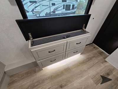 2026 Jayco North Point - Photo 84