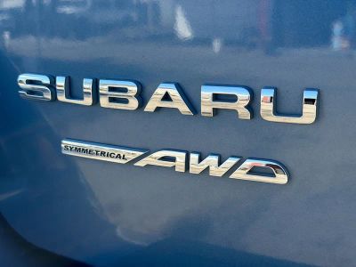 2023 Subaru Crosstrek — photo 12 view