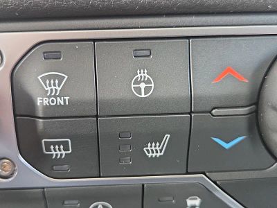 2026 Jeep Wrangler — photo 24 view