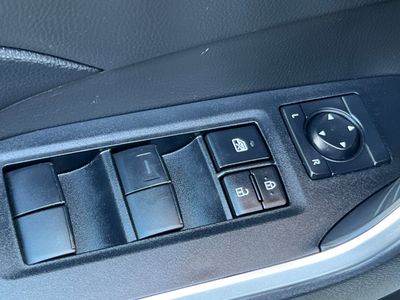 2024 Toyota RAV4 - Photo 13