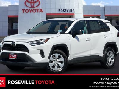 2024 Toyota RAV4 - Photo 1
