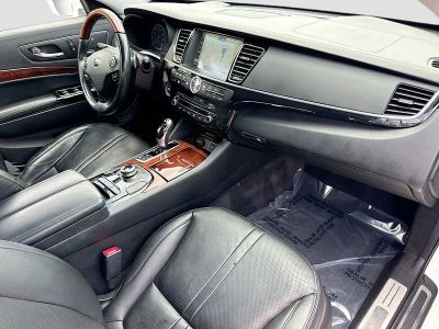 2017 Kia K900 — photo 14 view