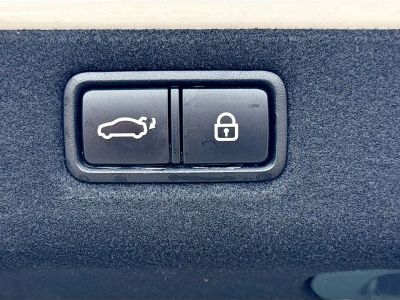 2017 Kia K900 — photo 13 view