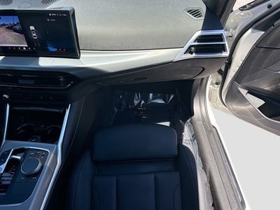 2026 BMW 3 Series - Photo 18