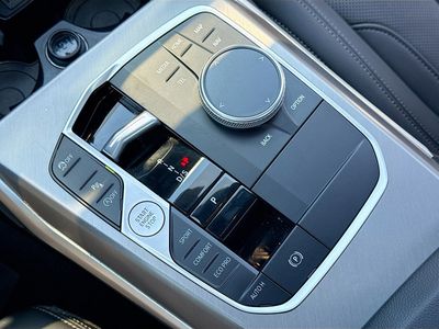 2026 BMW 3 Series - Photo 32