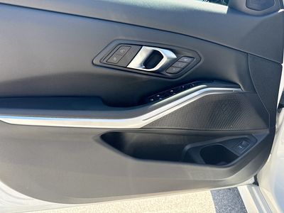 2026 BMW 3 Series - Photo 22