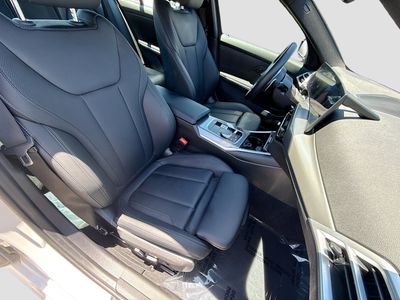 2026 BMW 3 Series - Photo 15