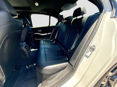 2026 BMW 3 Series - Photo 21