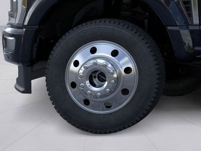 2026 Ford Super Duty F-450 DRW — photo 21 view