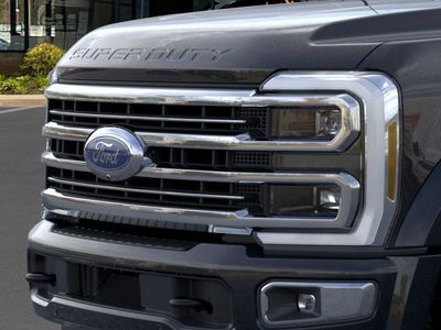 2026 Ford Super Duty F-450 DRW — photo 28 view