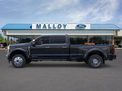 2026 Ford Super Duty F-450 DRW — photo 37 view