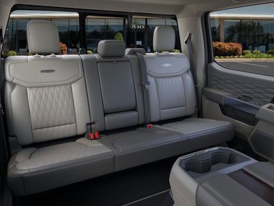 2026 Ford Super Duty F-450 DRW — photo 40 view