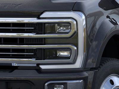 2026 Ford Super Duty F-450 DRW — photo 43 view