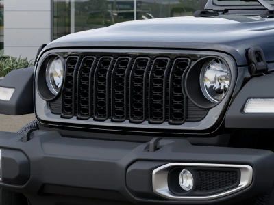 2026 Jeep Gladiator — photo 11 view