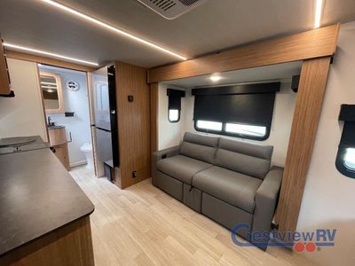 2025 Keystone RV Reign - Photo 10