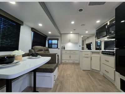 2027 Grand Design Transcend Xplor - Photo 6