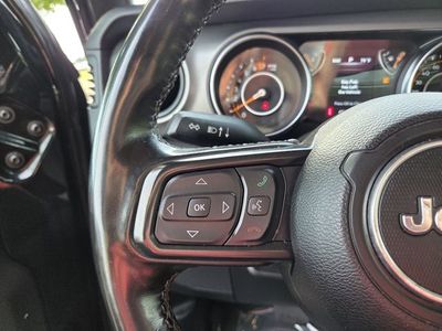2022 Jeep Wrangler - Photo 24