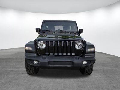 2022 Jeep Wrangler - Photo 2
