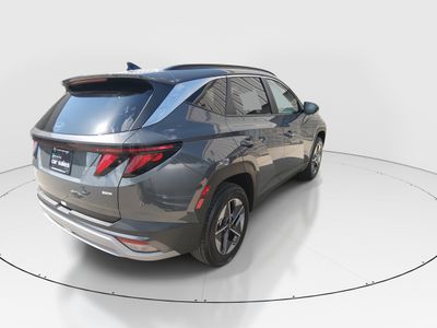 2025 Hyundai Tucson — photo 8 view