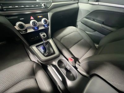 2019 Hyundai Elantra — photo 21 view