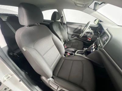 2019 Hyundai Elantra — photo 26 view